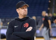 英雄联盟总决赛-猛龙球队蜕变成为无坚不摧的强者