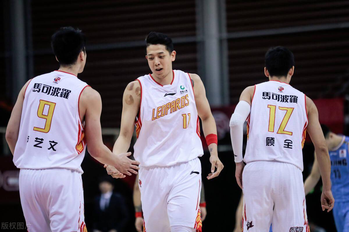 鹈鹕逆转天津队,陶汉林惊艳四座 鹈鹕逆转天津队,陶汉林惊艳四座